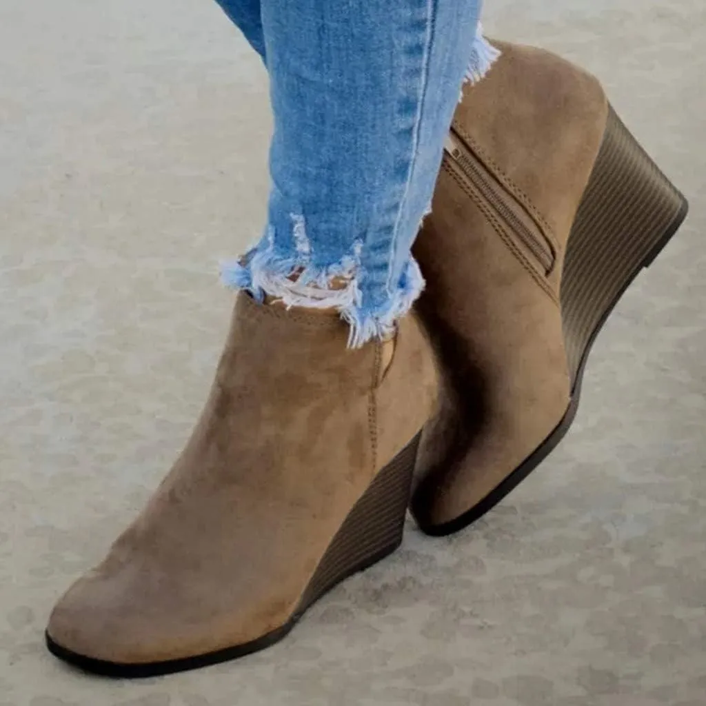Ankle Booties for Women V Cut,Women's Wedges Ankle Boots Retro Cutout Comfy Short Boots Stacked Chunky Block Heels Shoes