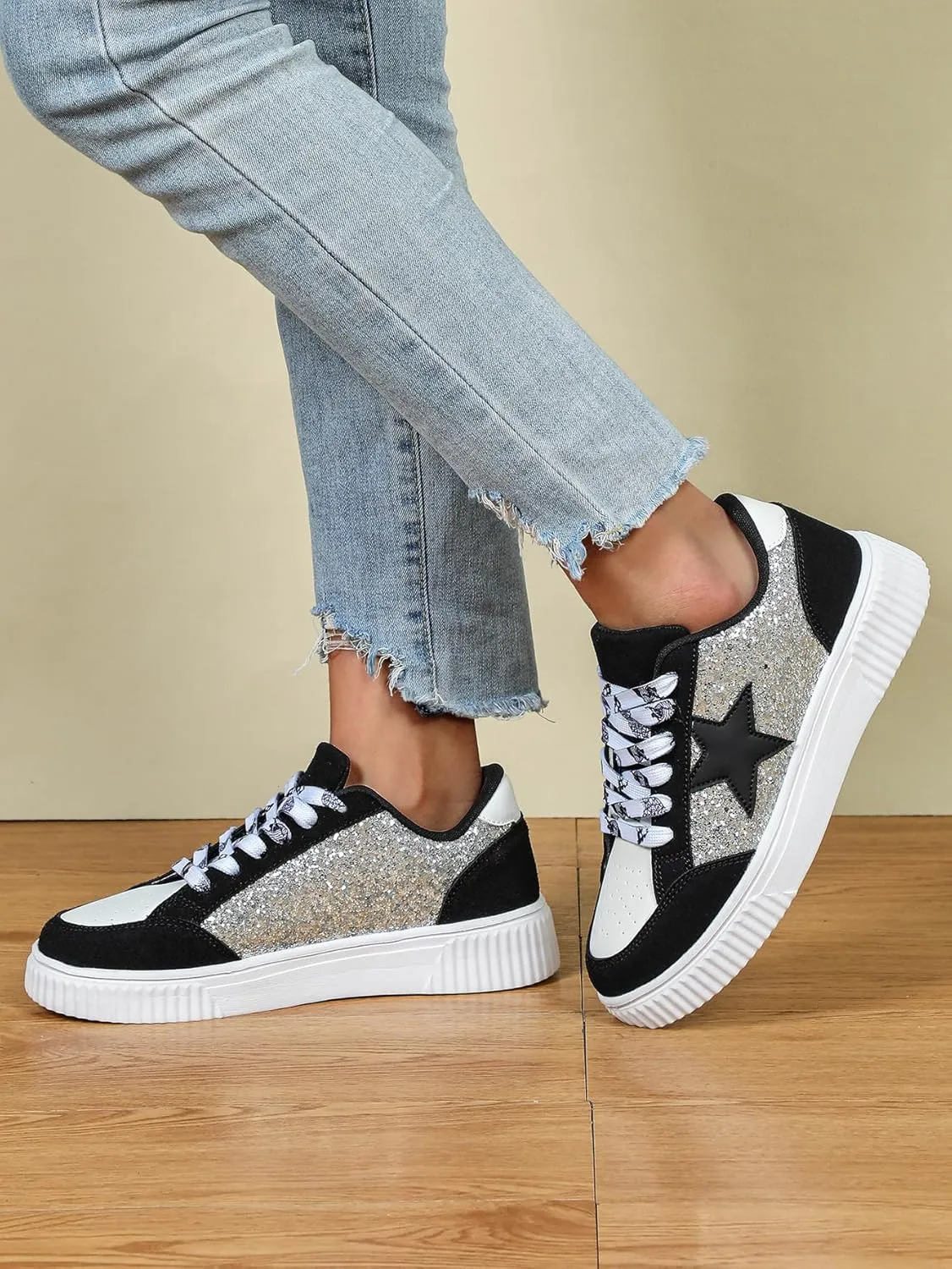 Canvas Glitter Y2K Retro Star Sneakers Comfortable Rubber Sole Shoes for Women Holiday Travel Daily Wear Matching Couple Outfit Aesthetic Star Skate Style