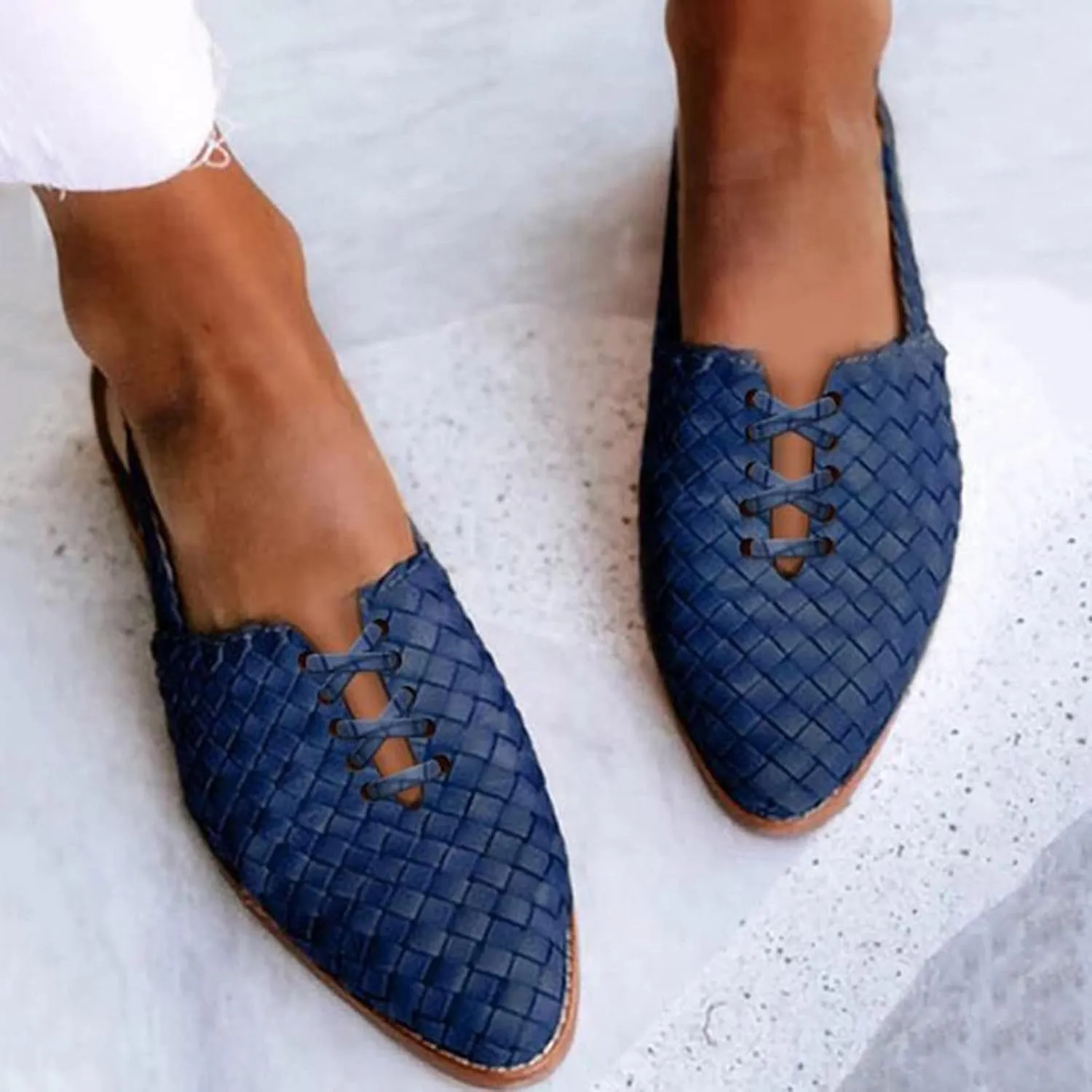 Cutout Sandal for Women Fashion Pointed Toe Closed Toe Weave Strap Buckle Casual Flat Sandalias Summer Comfortable Low Heel Slides Mules Shoes