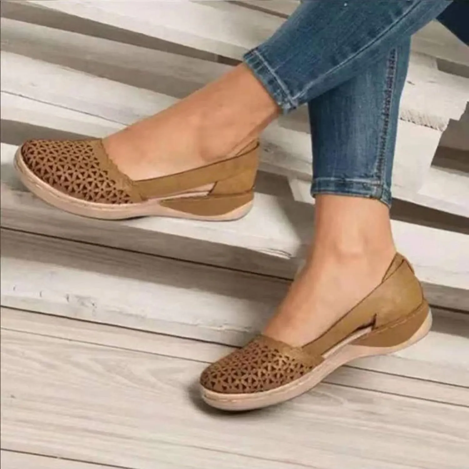 Eduavar Orthopedic Sandals for Women, Womens Sandals Comfortable Closed Toe Casual Hollow Out Shoes Orthotic Wedge Sandals