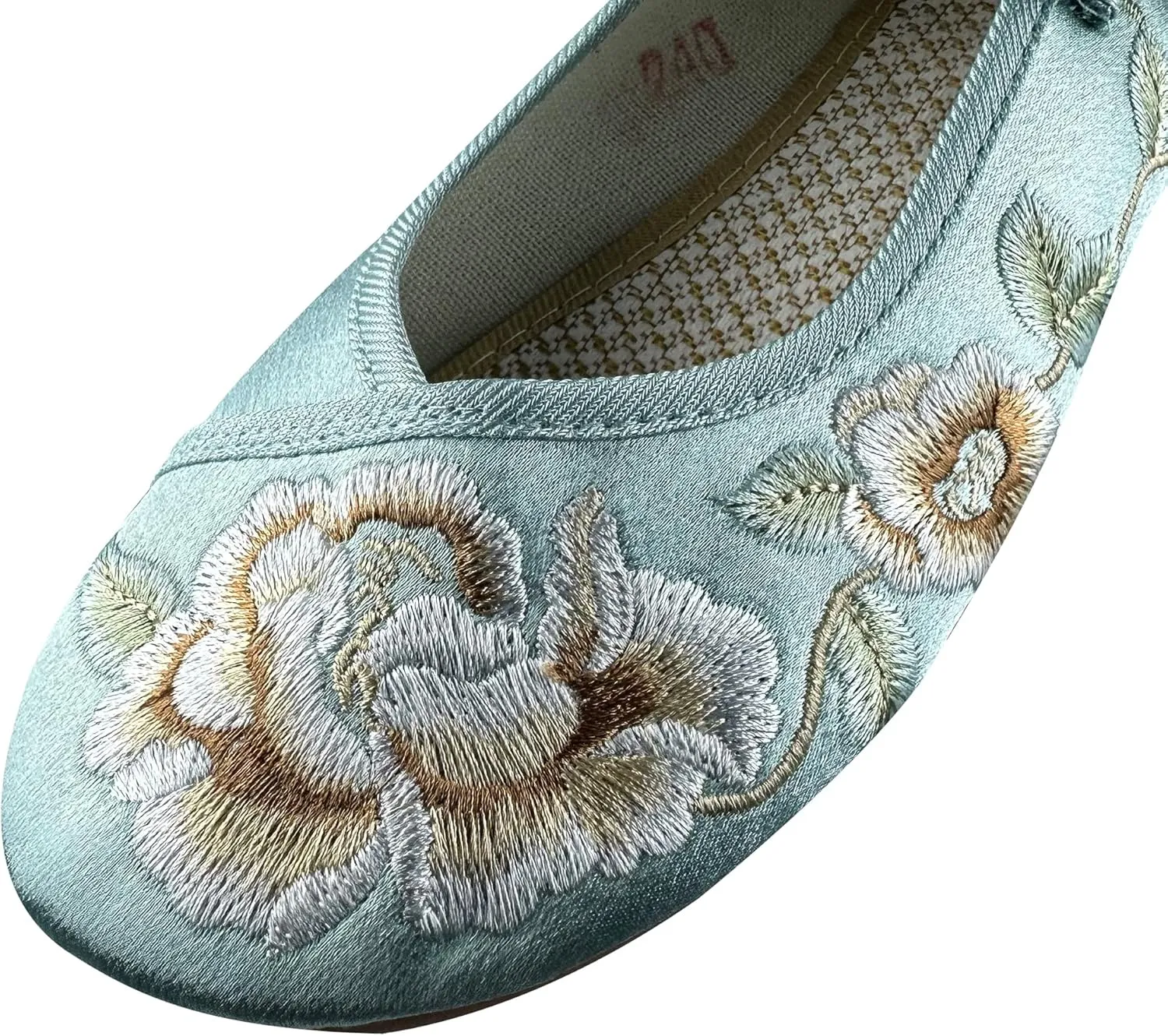 eYLun Women Chinese Embroidered Shoes Flower Flat Round Toe Mary Jane Ballet Shoes Slip On Shoes