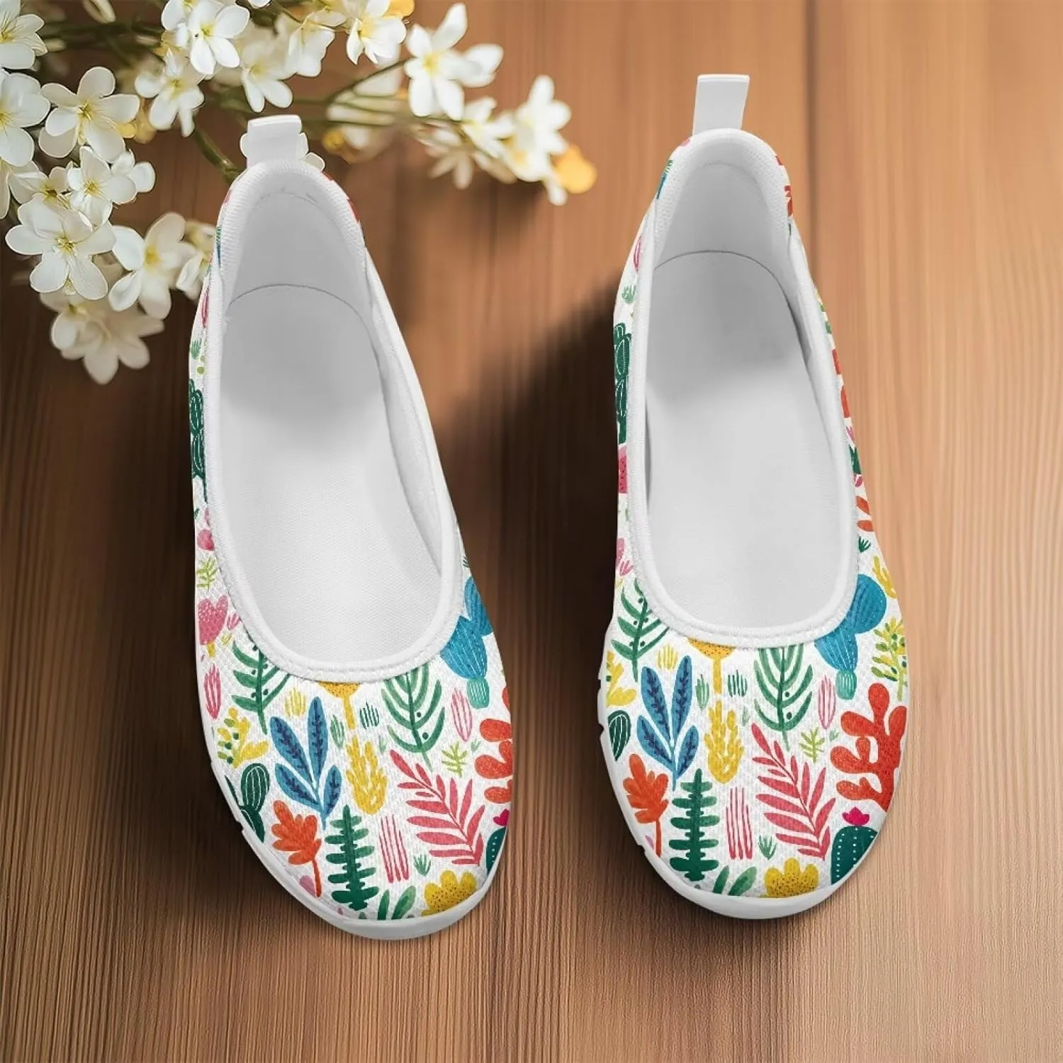 GOSTONG Women's Flowers Print Flats Mesh Shoes Slip On Round Toe Casual Loafers Lightweight Comfort Walking Travel Shoes White Sole Size 6-11