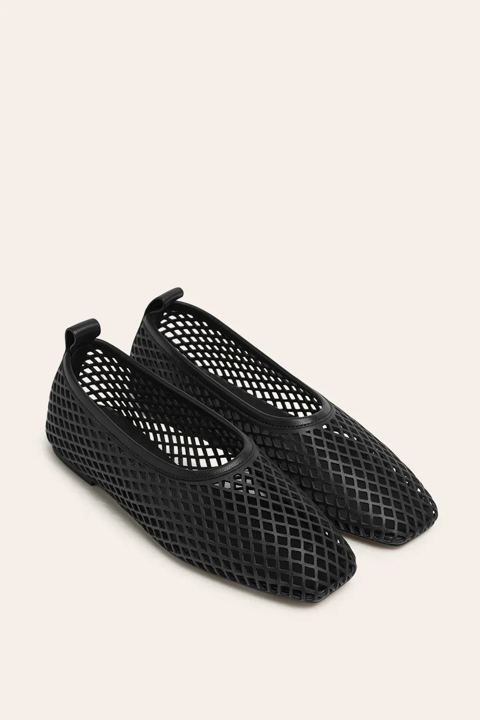 Lou Perforated Flat Black