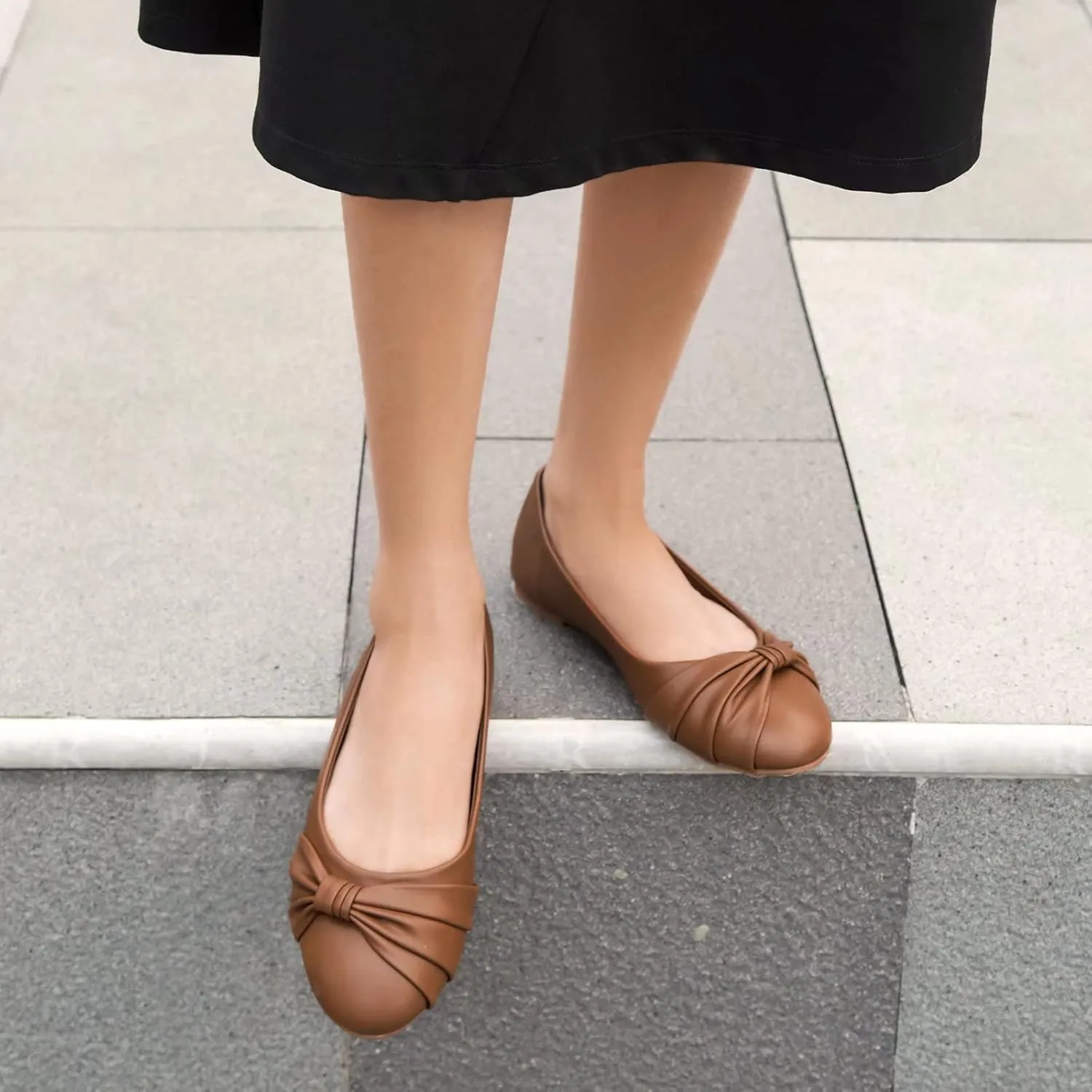 MaxMuxun Women's Flats Shoes Faux Suede Round Toe Ballet Dressy Flats Comfortable Slip On Walking Shoes