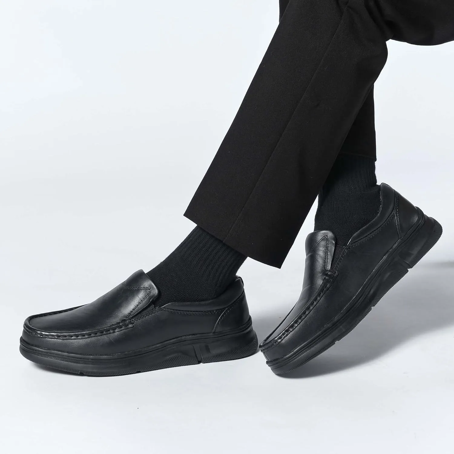 Men's Casual Slip On Shoes Cassic Business Anti Slip Office Shoes Comfortable And Breathable Travel Shoes Lightweight And Wide Edition Walking Shoes Durable Golf Shoes Minimalist Sports Shoes