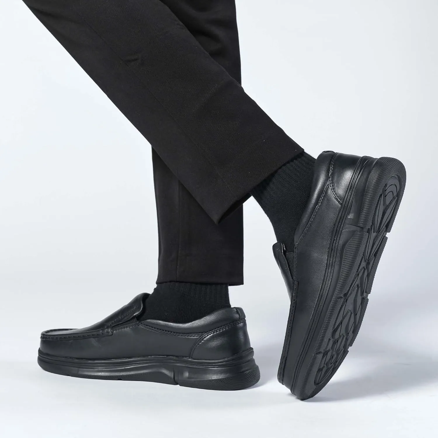 Men's Casual Slip On Shoes Cassic Business Anti Slip Office Shoes Comfortable And Breathable Travel Shoes Lightweight And Wide Edition Walking Shoes Durable Golf Shoes Minimalist Sports Shoes