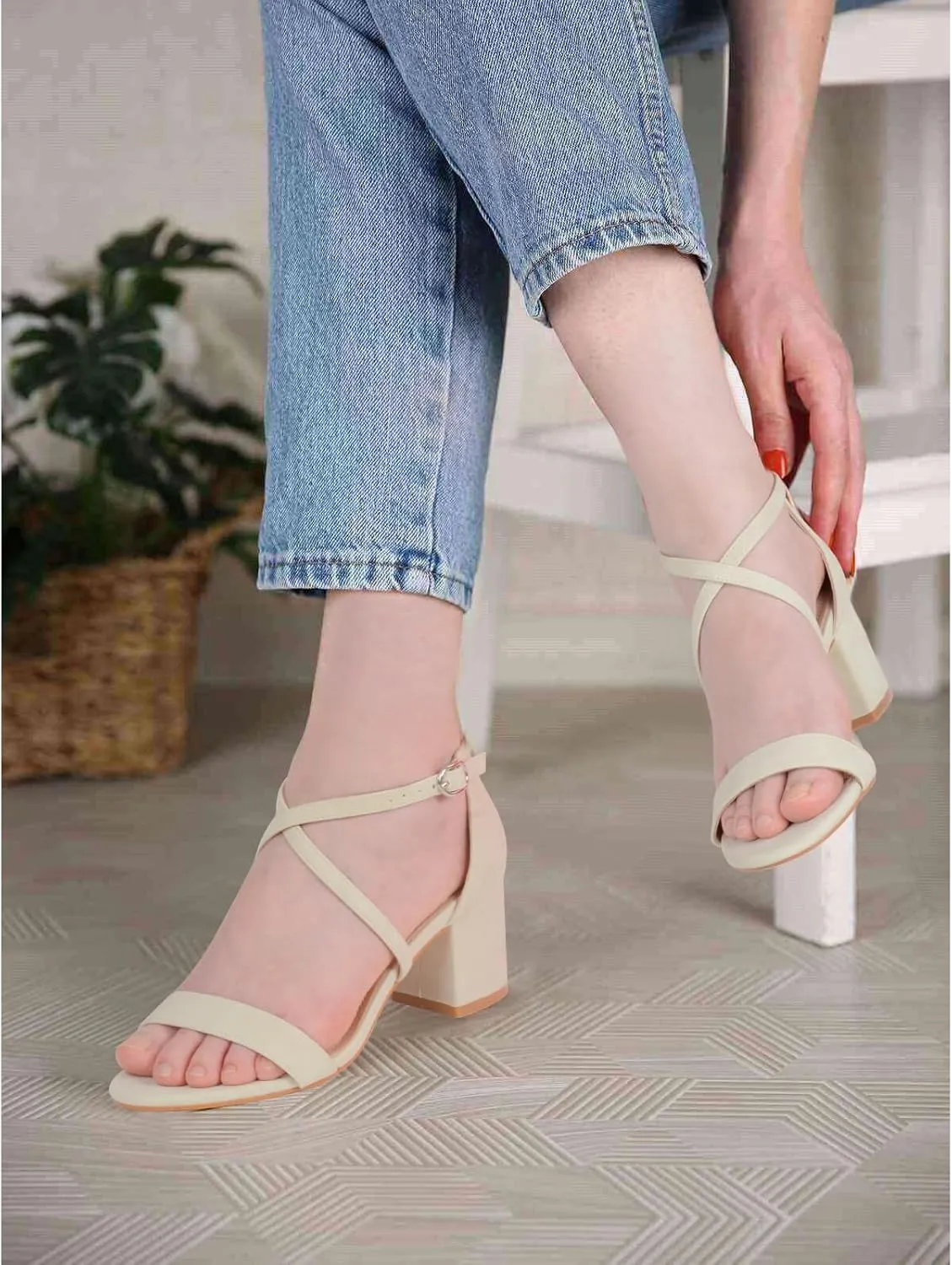 Silver Black Nude Gold Heels for Women 2.25 Inches Strappy Block Heels Sandals Women’s Ankle Strap Dress Pump Bridesmaid Ladies in Wedding Bridal Evening Homecoming Prom