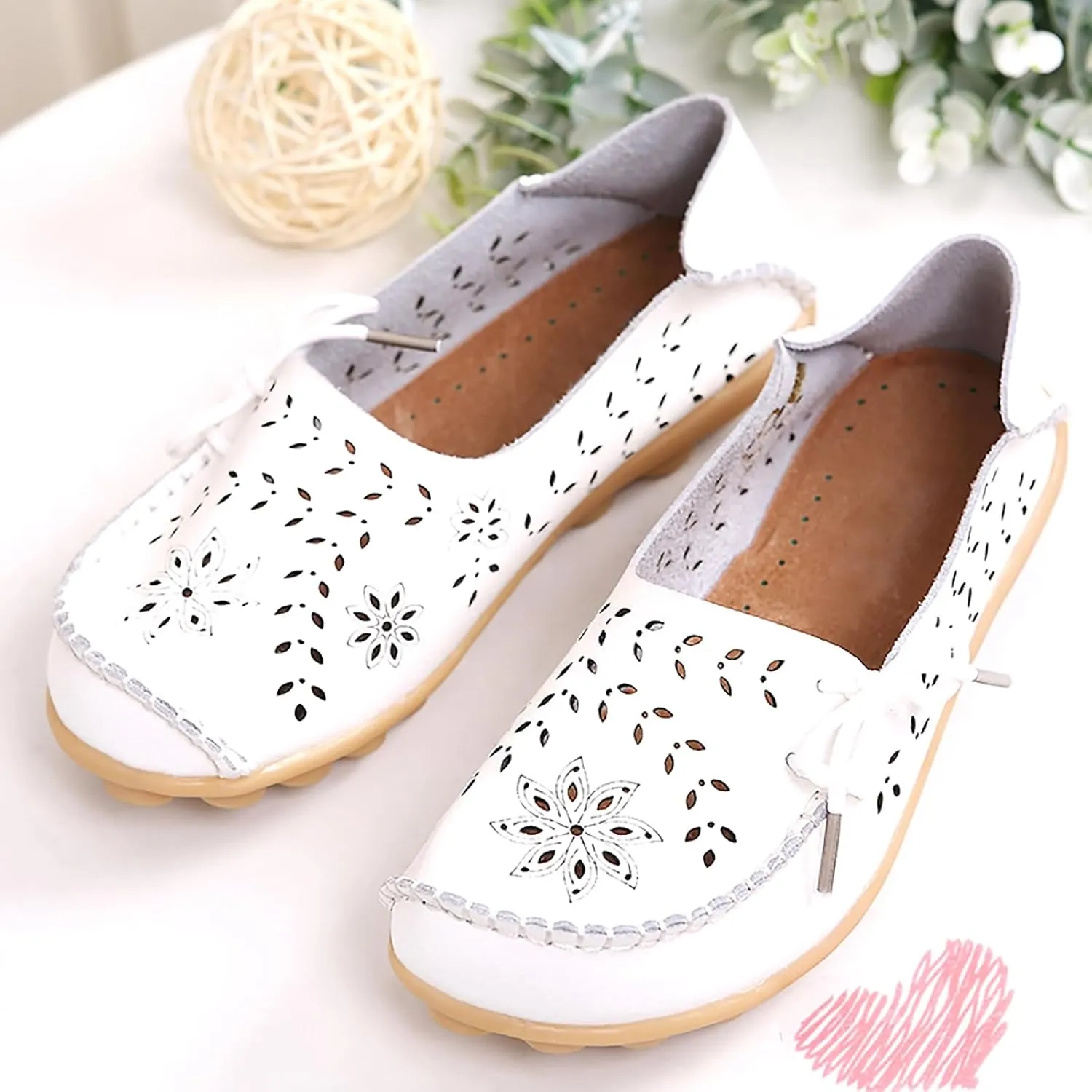 Solaud Women's Driving Moccasins Loafers Casual Round Toe Soft Comfortable Leather Loafers Breathable Slip On Walking Shoes