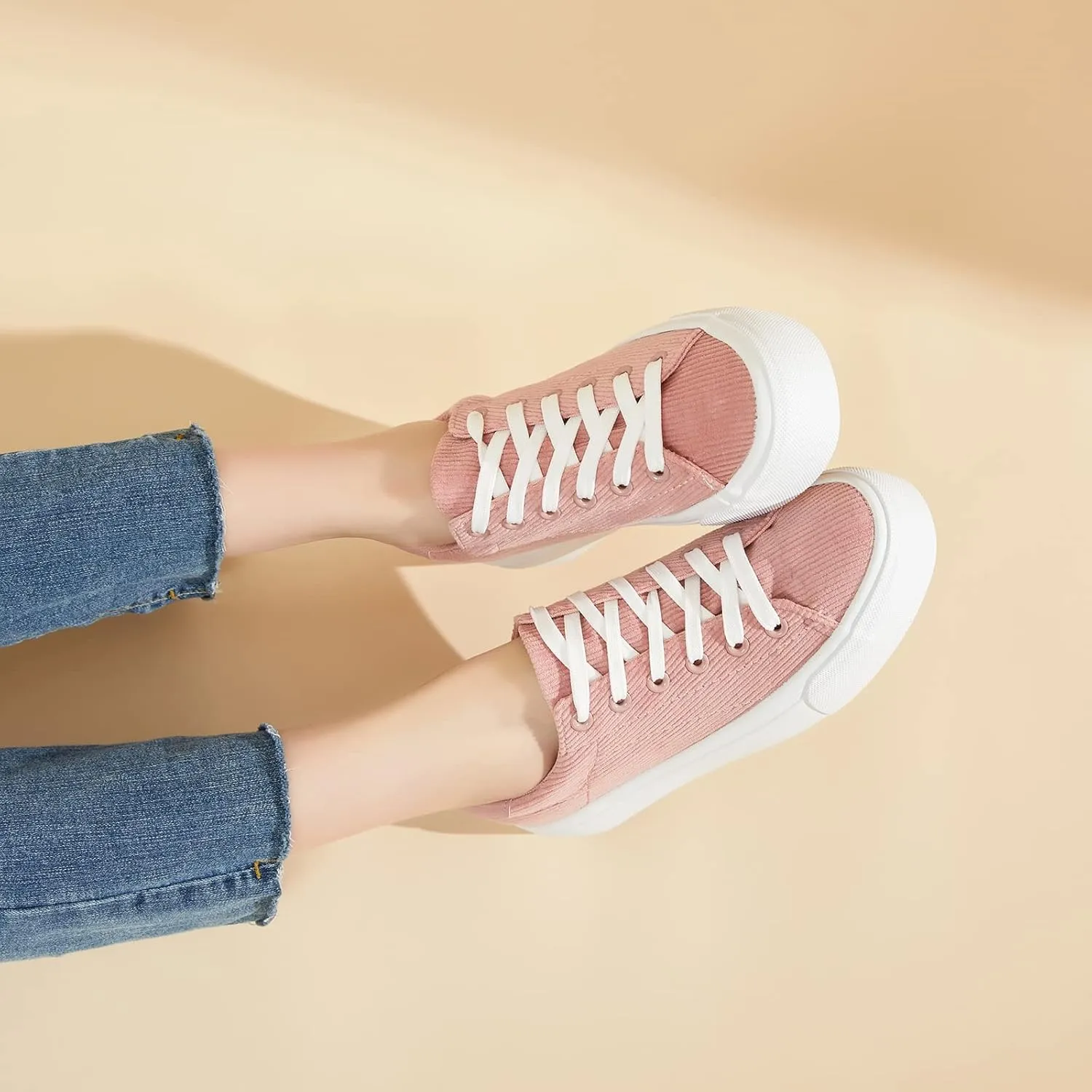 THATXUAOV Womens Platform Sneakers White Tennis Shoes Casual Low Top Fashion Sneakers