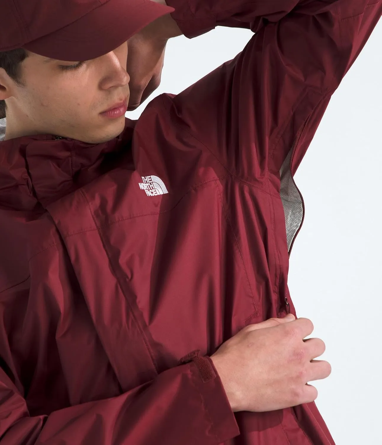 THE NORTH FACE Men’s Venture 2 Waterproof Hooded Rain Jacket