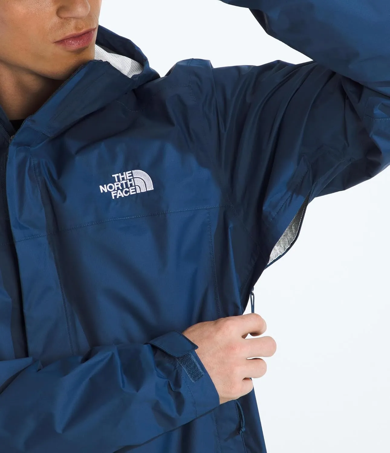 THE NORTH FACE Men’s Venture 2 Waterproof Hooded Rain Jacket