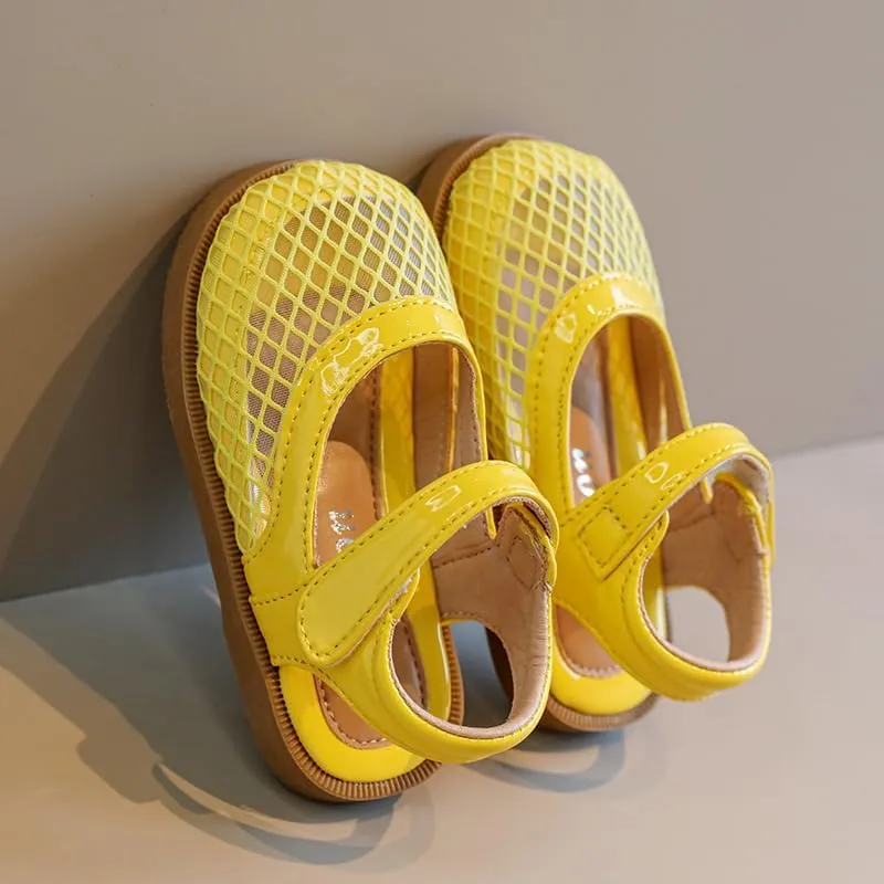 Toddler Girls Mesh Mary Jane Sandals, Hook and Loop Strap, Cream White with Brown Sole