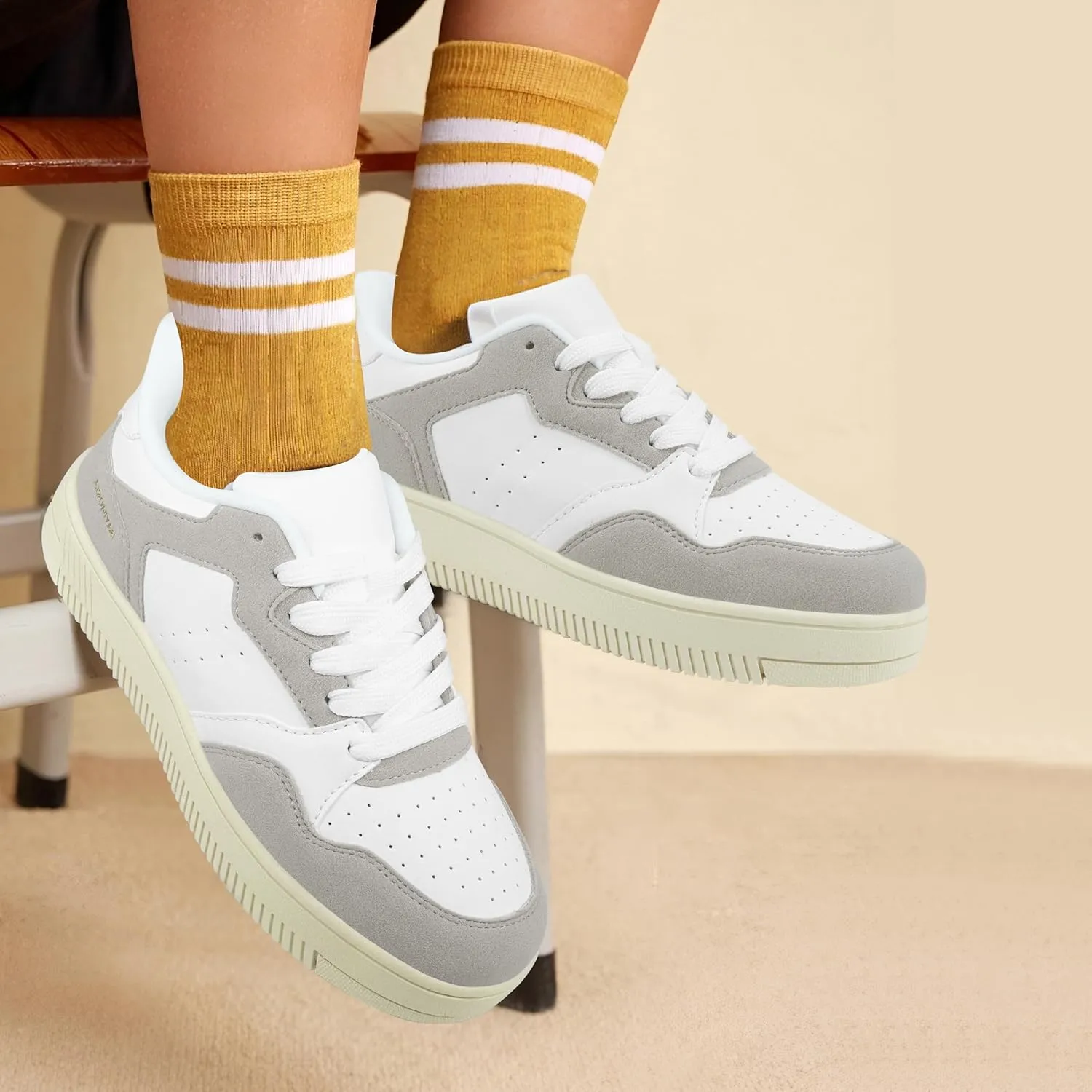 Walking Slip On Shoes Women Fashion Sneakers Comfortable Tennis Shoes Classic Casual Womens Footwear