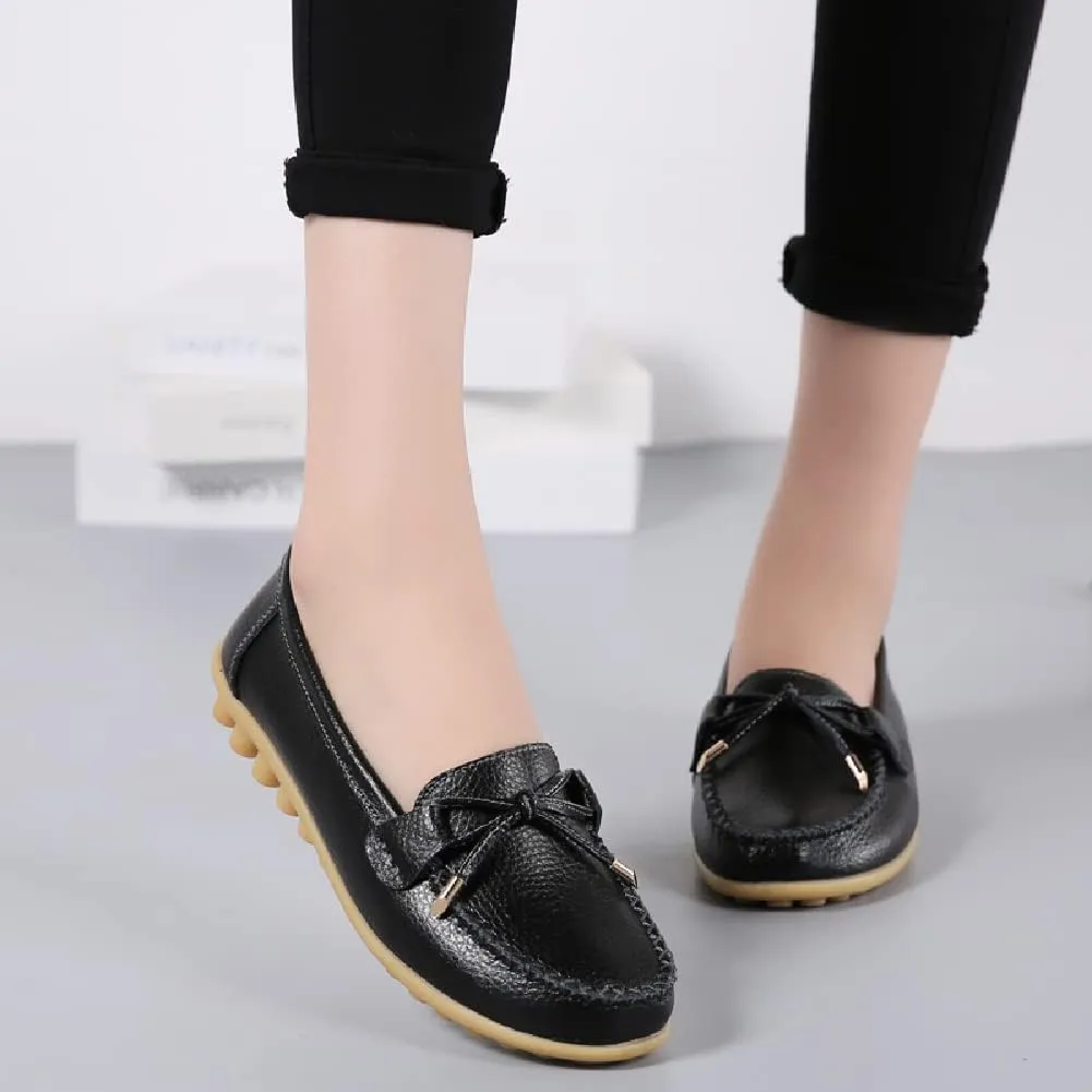WERWAES Casual Womens Loafers Flat Classic Lace-up Round Toe Leather Slip-on Penny Loafers for Womens Comfortable Lightweight Driving Outdoor Moccasins Boat Flats Shoes