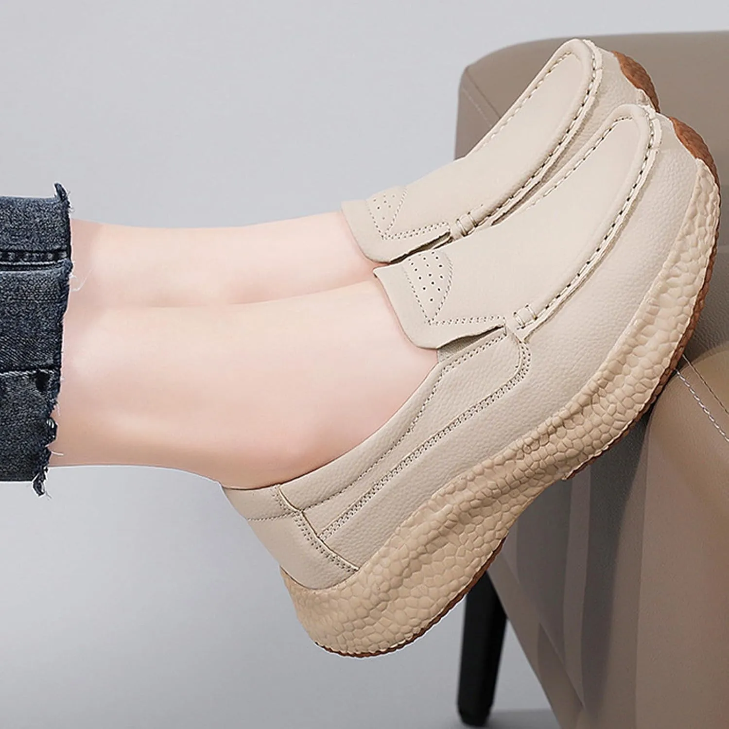 Women's Fashion Platform Wedge Loafers Comfortable Round Wide Toe Slip On Lightweight Soft Bottom Non-Slip Moccasin Loafers with Arch Support Walking Shoes
