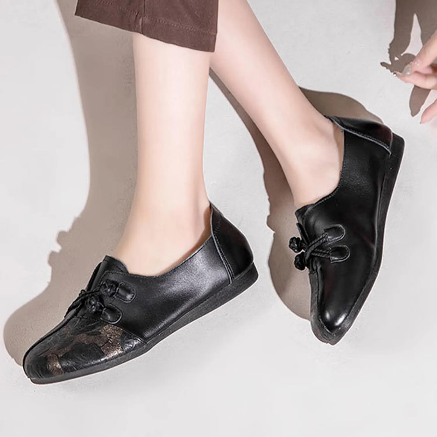 Women's Print Leather Slip-On Flats,Vintage Frog Button Lightweight Comfort Non-Slip Soft Dress Casual Walking Shoes