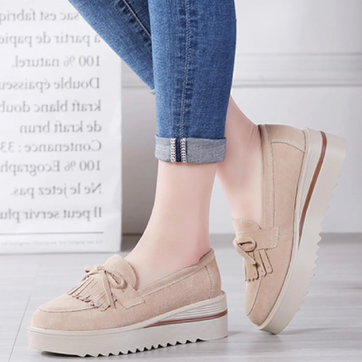Women's Tassel Suede Platform Loafers Fashion Bow Comfortable Round Toe Slip On Anti-Slip Wedge Walking Shoes for Daily Driving Work Casual Shoes