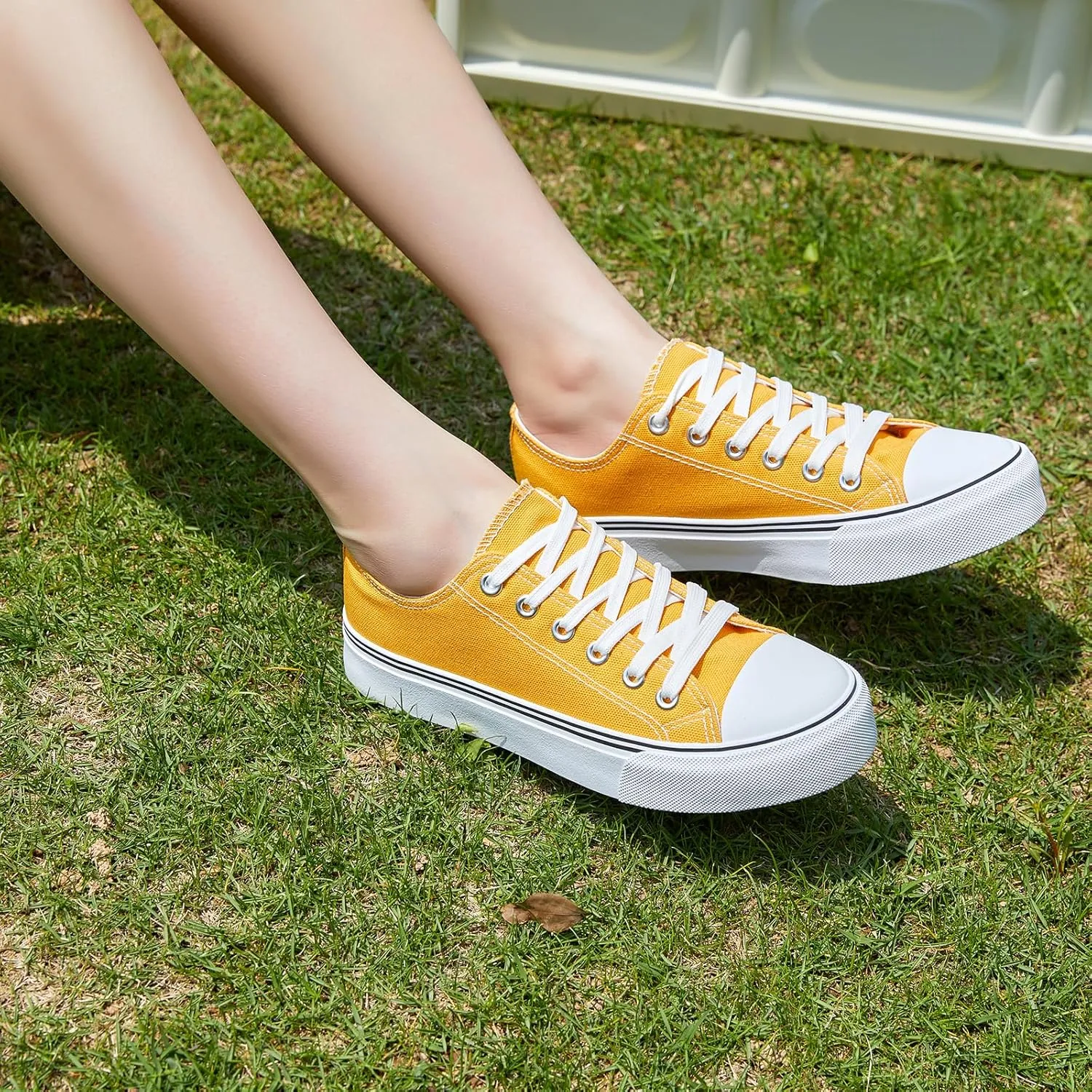 ZGR Womens Low Top Canvas Shoes,Lace up Canvas Sneakers,Casual White Tennis Walking Shoes